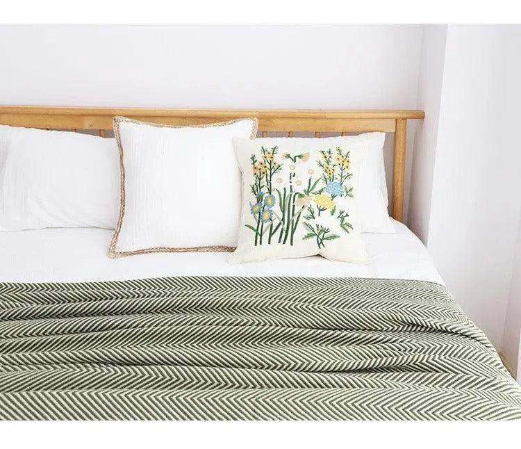 Modern Retro Geometric Knitted Blanket with Tassel │ Nordic Style Plaid Bedspread - Besontique Home