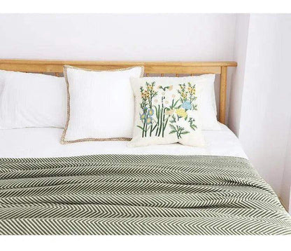 Modern Retro Geometric Knitted Blanket with Tassel │ Nordic Style Plaid Bedspread - Besontique Home