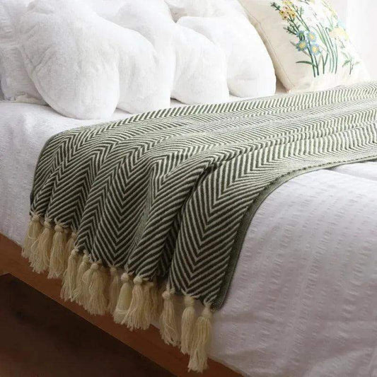Modern Retro Geometric Knitted Blanket with Tassel │ Nordic Style Plaid Bedspread - Besontique Home