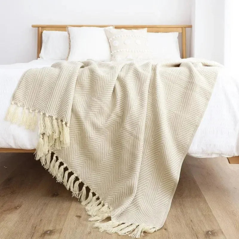 Modern Retro Geometric Knitted Blanket with Tassel │ Nordic Style Plaid Bedspread - Besontique Home