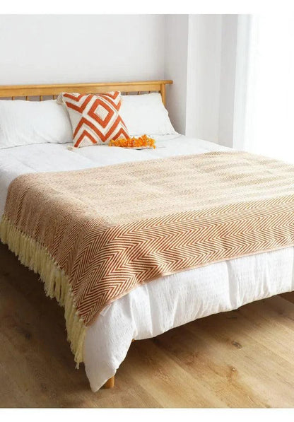 Modern Retro Geometric Knitted Blanket with Tassel │ Nordic Style Plaid Bedspread - Besontique Home