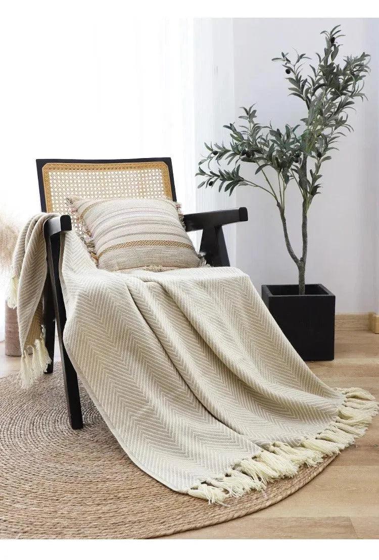 Modern Retro Geometric Knitted Blanket with Tassel │ Nordic Style Plaid Bedspread - Besontique Home