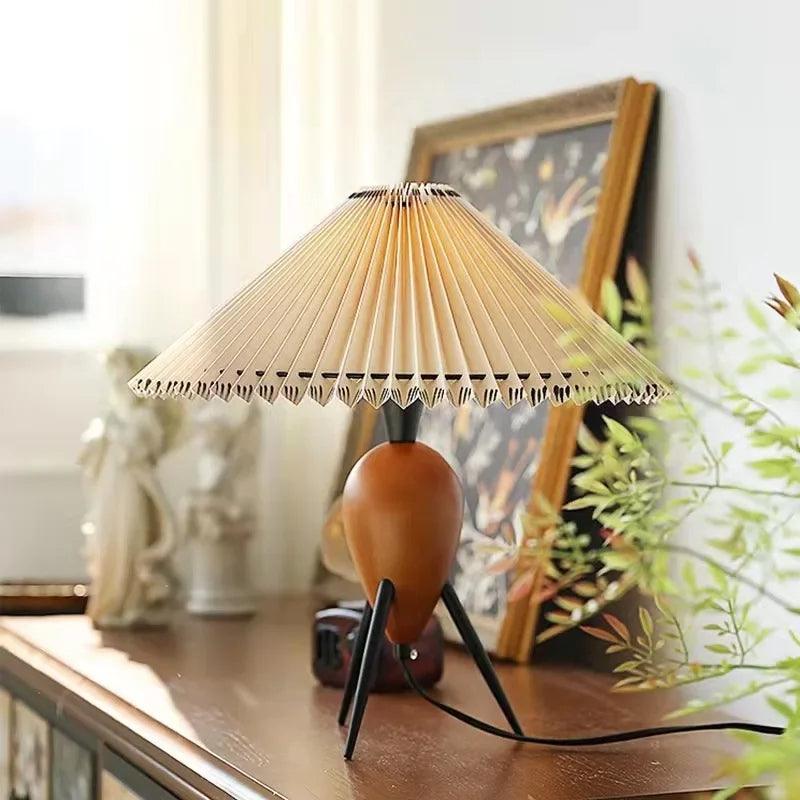 Nordic Retro Pleated Table Light │ Modern Medieval Solid Wood Bedside Lamp - Besontique