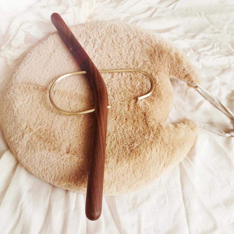 Retro Style Beech Wood Brass Clothes Hanger │ Design Seamless Clothes Coat Trousers Wardrobe Organizer - Besontique Home
