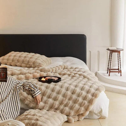 Neutral Luxury Fur Fluffy Blanket │ Super Comfortable Blankets for Bed │ High-end Warm Winter Blanket for Sofa Couch Decor - Besontique Home