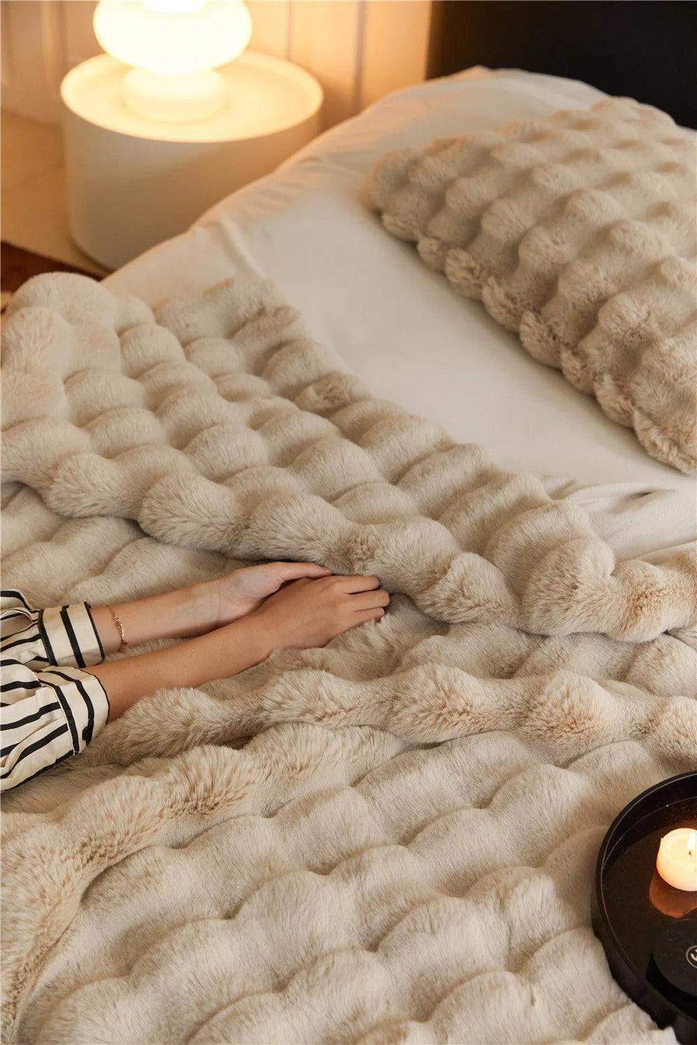 Neutral Luxury Fur Fluffy Blanket │ Super Comfortable Blankets for Bed │ High-end Warm Winter Blanket for Sofa Couch Decor - Besontique Home