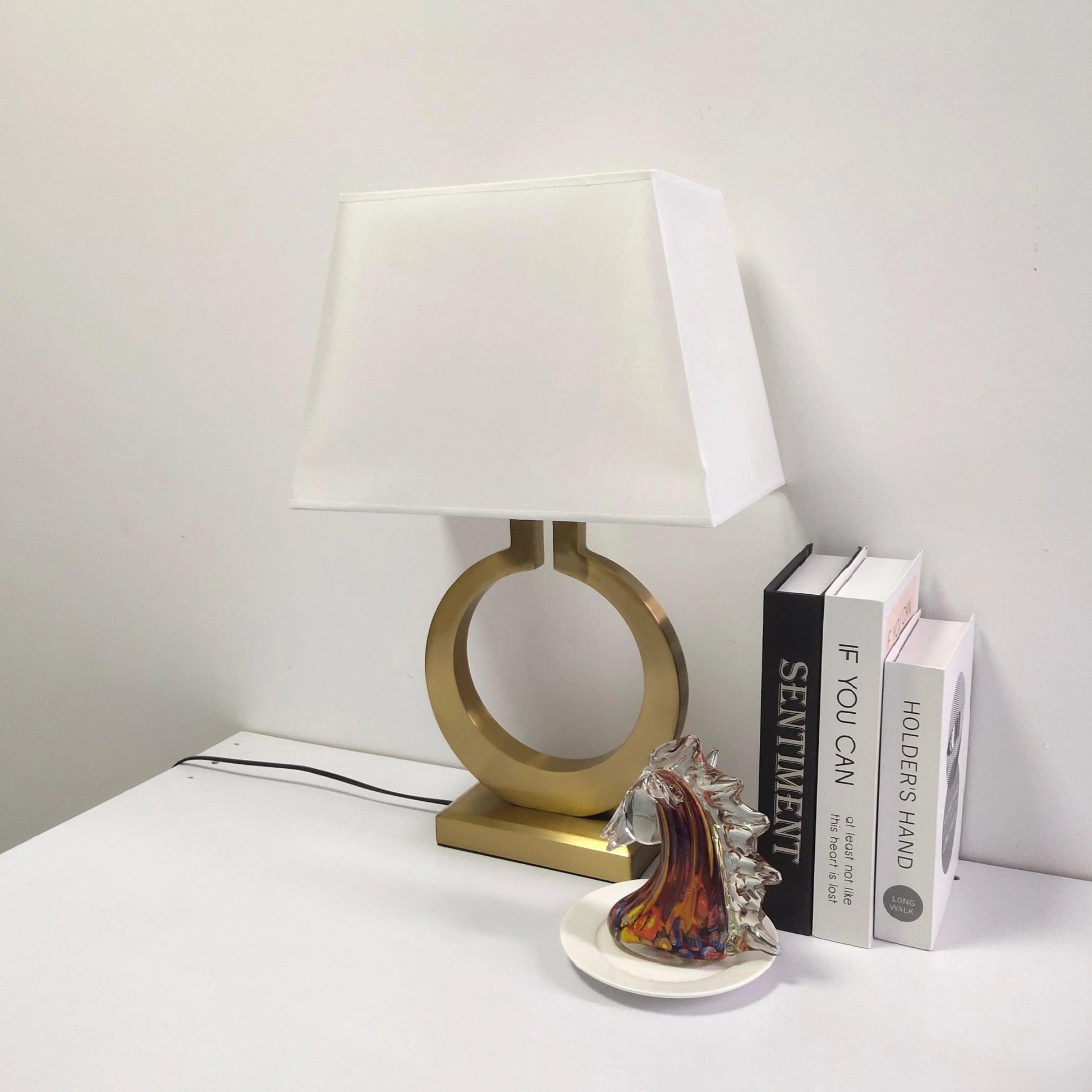 Nordic Modern Home Decorating Table Lamp (Gold/Black) │ Retro luxury LED Decor Lights - Besontique Home