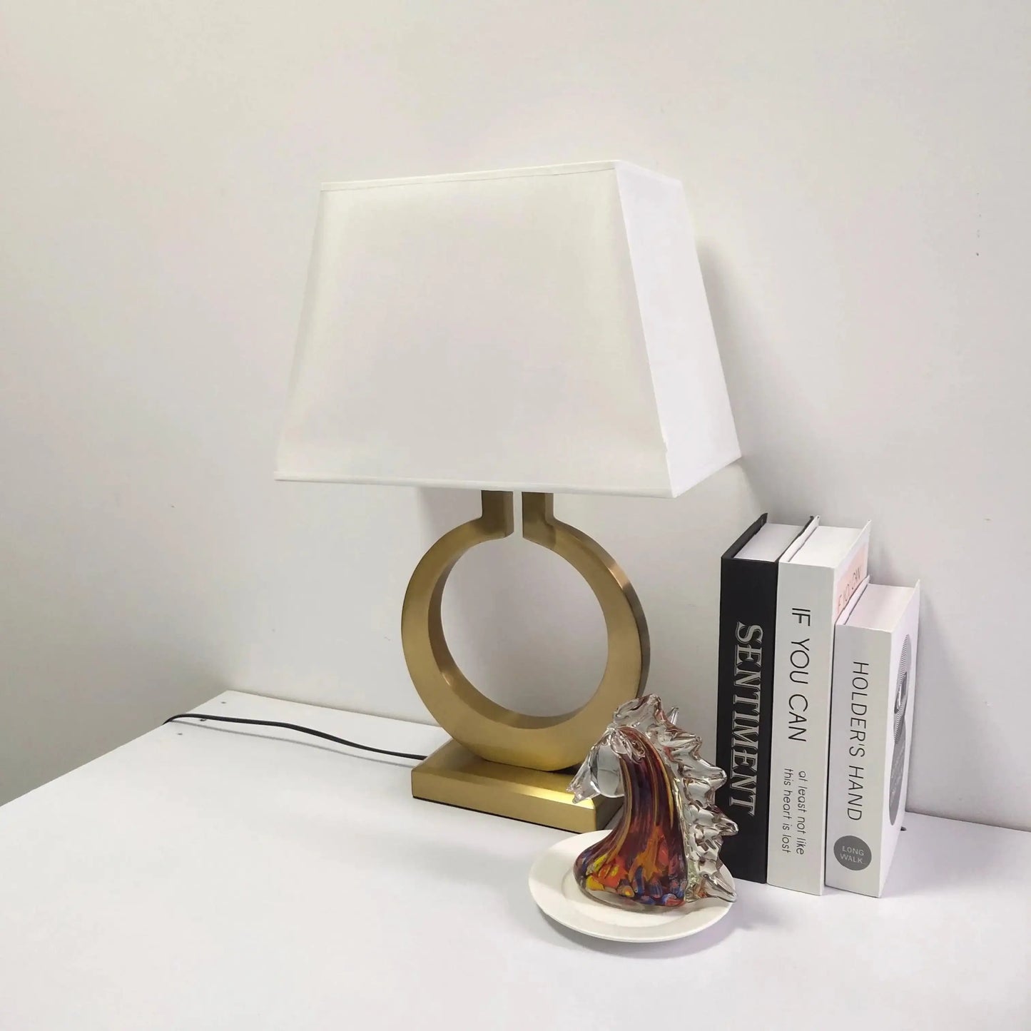 Nordic Modern Home Decorating Table Lamp (Gold/Black) │ Retro luxury LED Decor Lights - Besontique Home