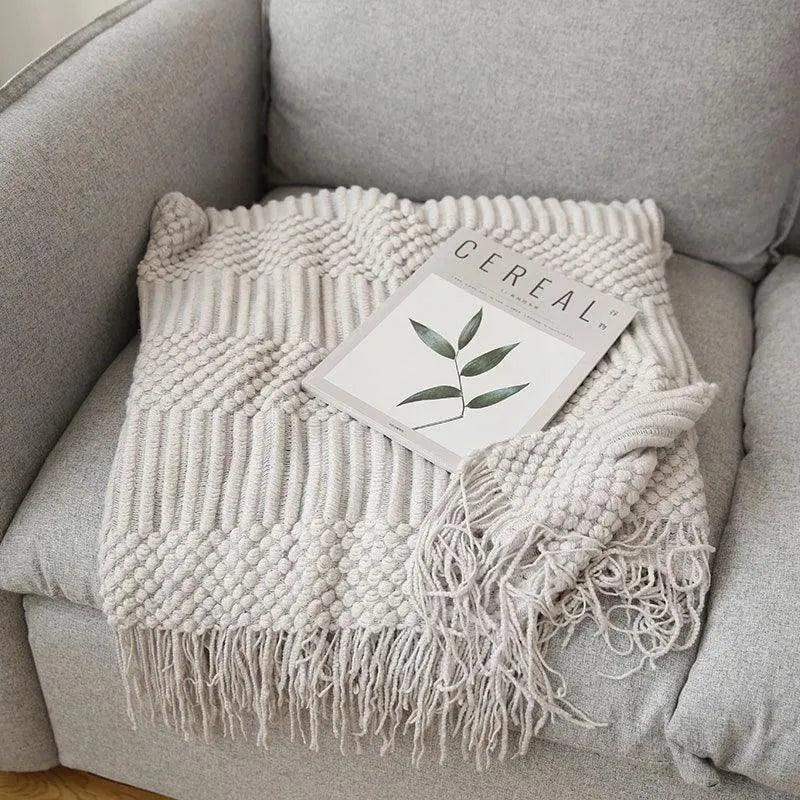 Simple Nordic Throw Blanket with Tassel │ Neutral Color Woven Blankets Bedspread - Besontique Home
