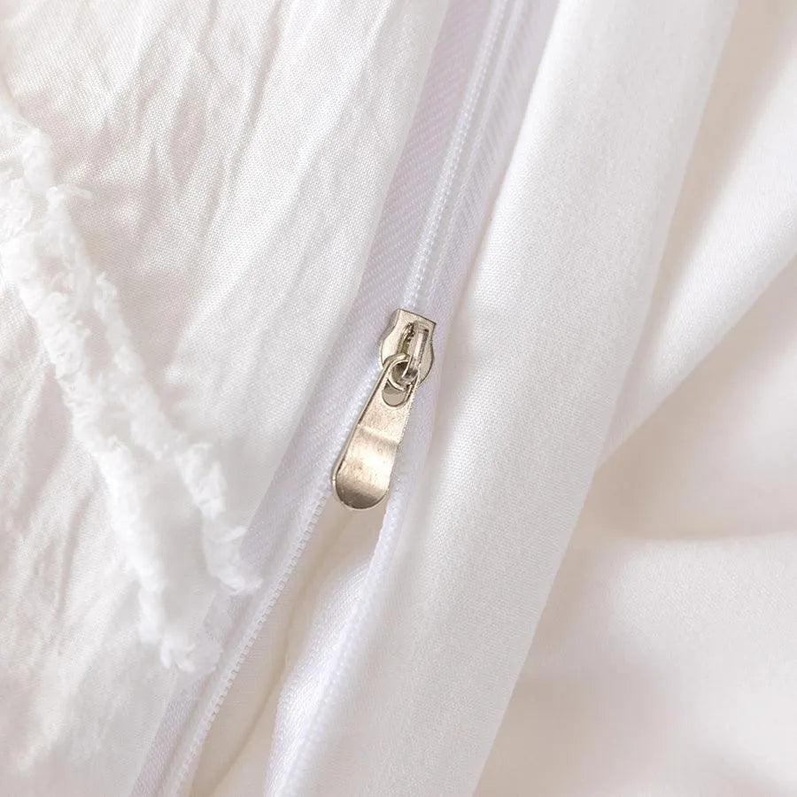 Simple White Luxury Pinch Pleat Bedding Set │ High Quality Quilt Bed Duvet cover Pillow case - Besontique Home